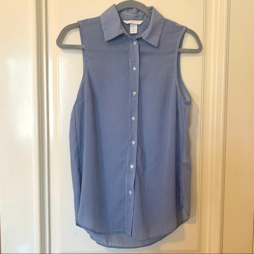 H&M sleeveless, airy chiffon blouse